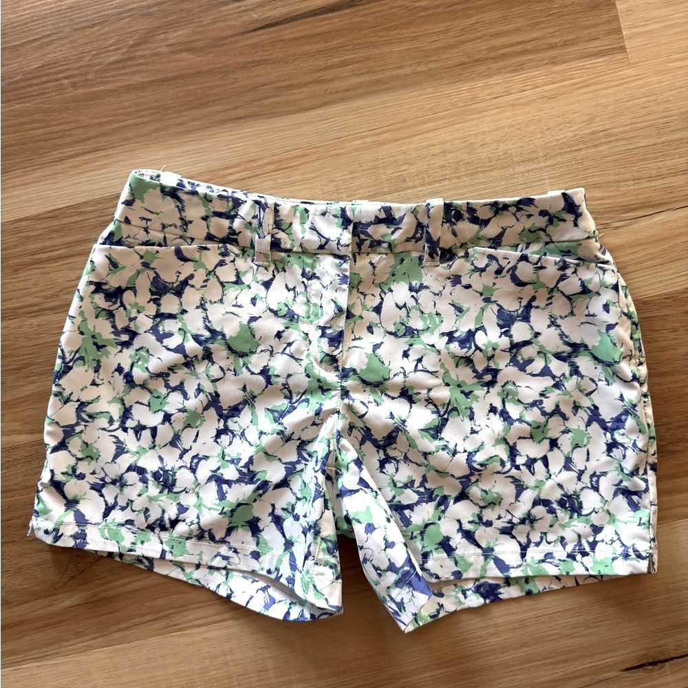 PGA Tour Green and Blue Athletic Floral GOLF Shorts